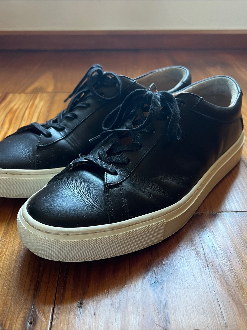 KOIO Capri Onyx Black Leather Low-Top Sneakers with Off-White Sole